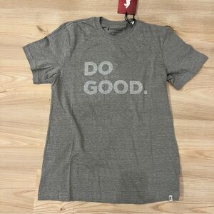 Cotopaxi Women’s Small TShirt